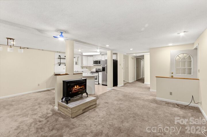 Property Photo:  529 Alta Vista Drive  NC 28791 