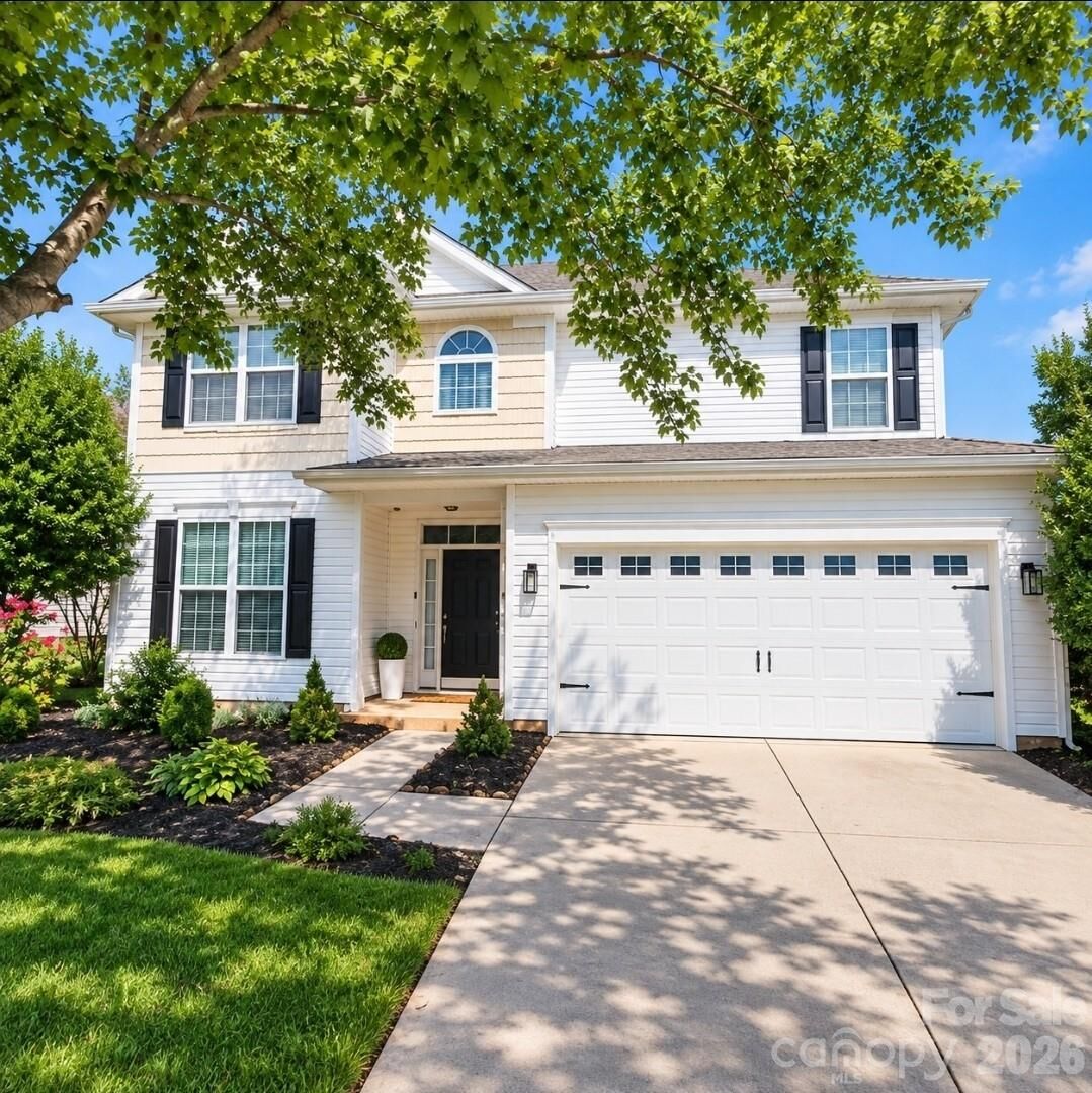 Property Photo:  15011 Bridle Trace Lane  NC 28134 