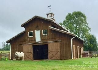 Property Photo: 157 J A Hampton Road NC 28139