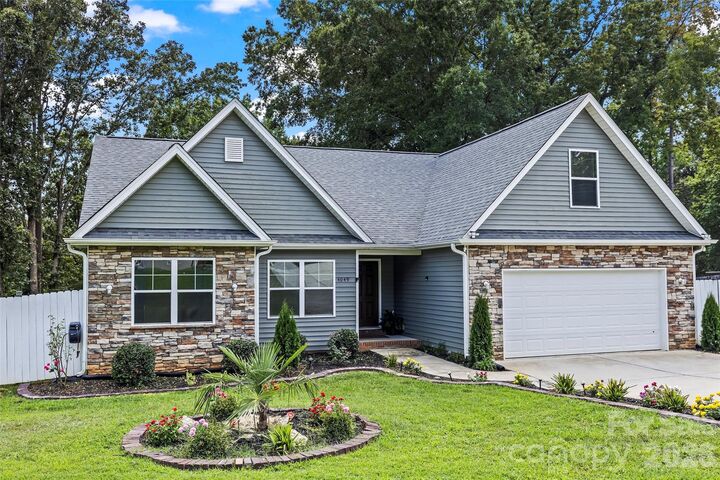 Property Photo:  4049 Fincher Road  NC 28104 