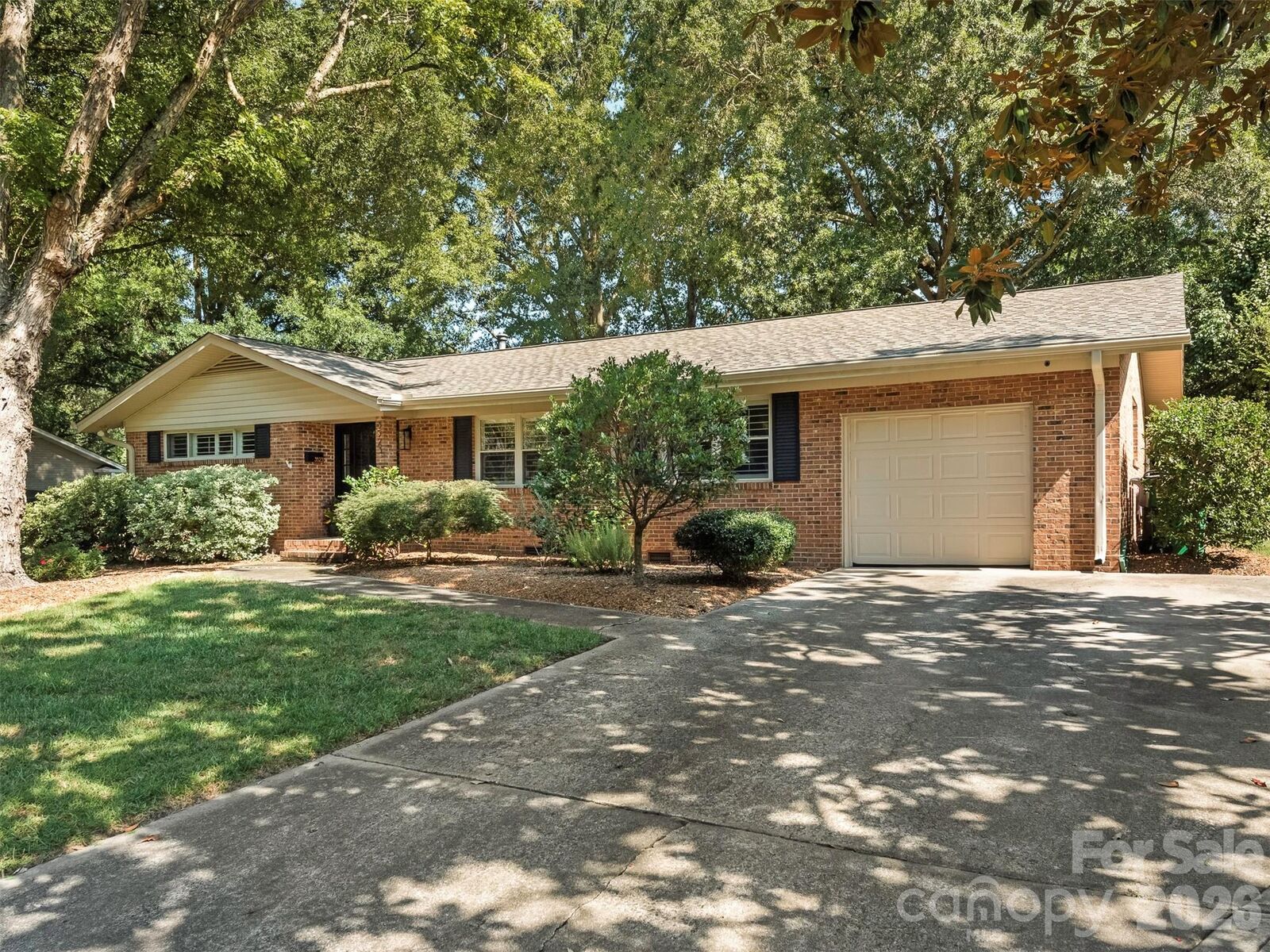 Property Photo:  3523 Round Oak Road  NC 28210 