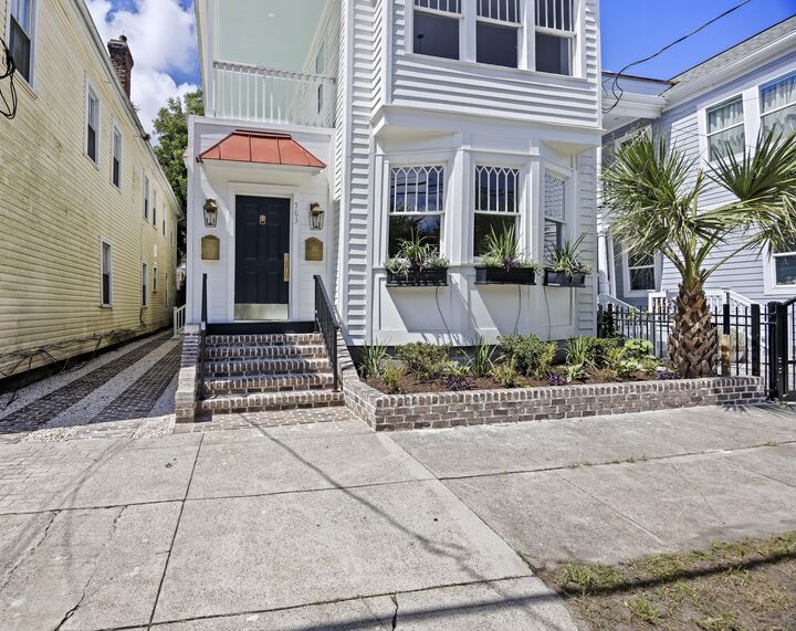 Property Photo:  563 Rutledge Avenue # B A &Amp B  SC 29403 