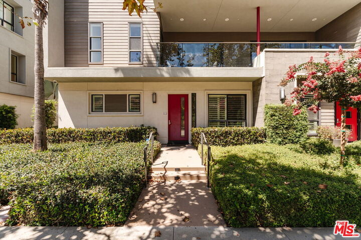 Property Photo: 12765 Bluff Creek Dr, Unit 1 CA 90094