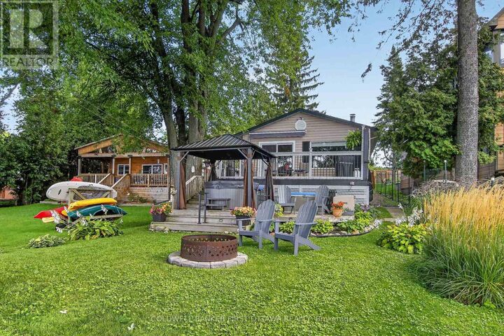Property Photo: 172 Richards Lane ON K7C 3P1