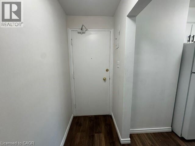 Property Photo:  232 Louisa Street 1B  ON N2H 5M7 
