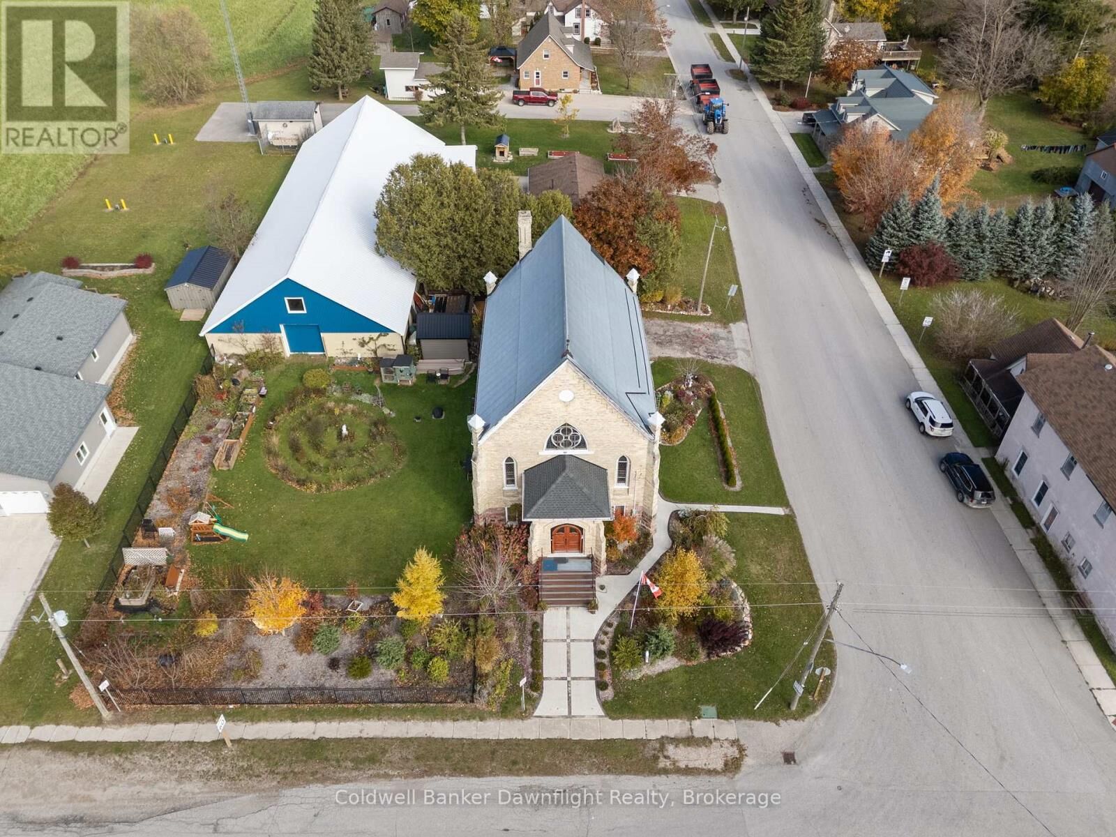 Property Photo:  206 Bruce Road 86 Road  ON N0G 2W0 