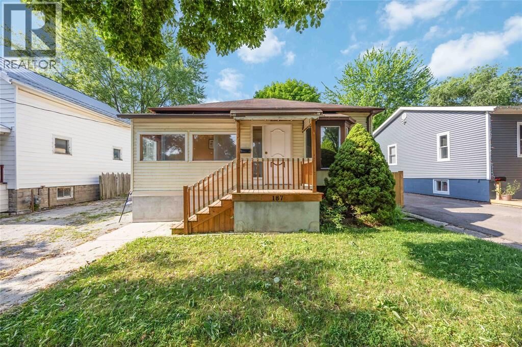 Property Photo:  187 Cobden Street  ON N7T 3Z9 
