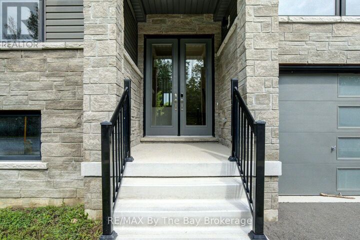 Property Photo:  232 Ramblewood Drive  ON L9Z 0L6 