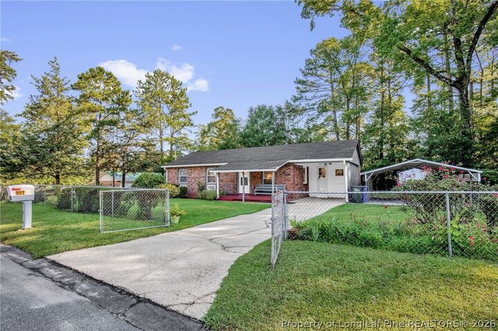 Property Photo:  307 Dudley Drive  NC 28314 