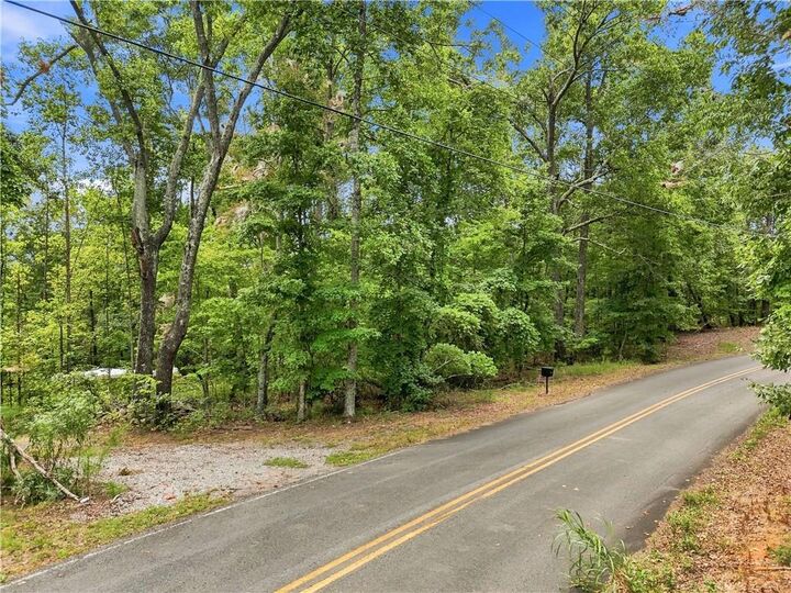 Property Photo:  2040 Pleasant Union Road  GA 30114 