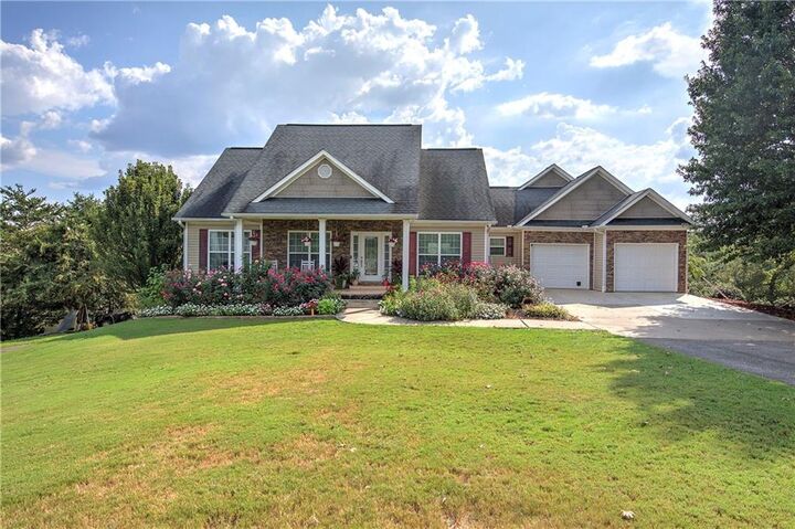 Property Photo:  3490 Pine Log Road NE  GA 30171 