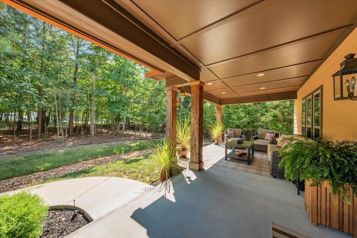 Property Photo:  670 Cherokee Path  TN 37347 