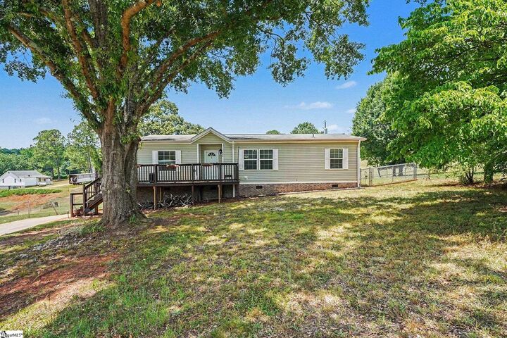 Property Photo: 364 Johnson Circle SC 29349