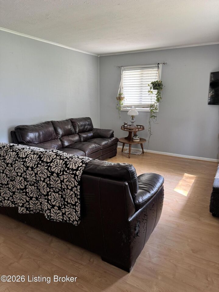 Property Photo:  1409 Mill Race Rd  KY 40242 