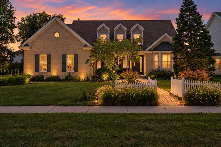 Property Photo:  1624 Timberwood Lane  IN 46321 