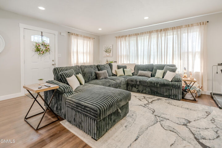 Property Photo:  412 23rd Street  ND 58501 