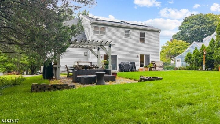 Property Photo:  77 Washburn Ave  NJ 07882 