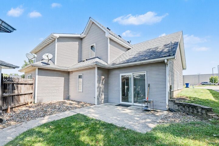 Property Photo:  1113 Broadway Street  IA 50219 