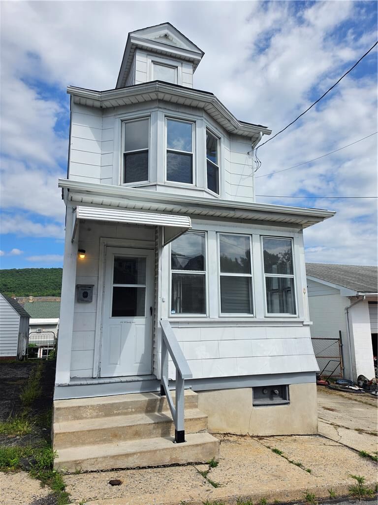 Property Photo: 131 Early Avenue PA 18218