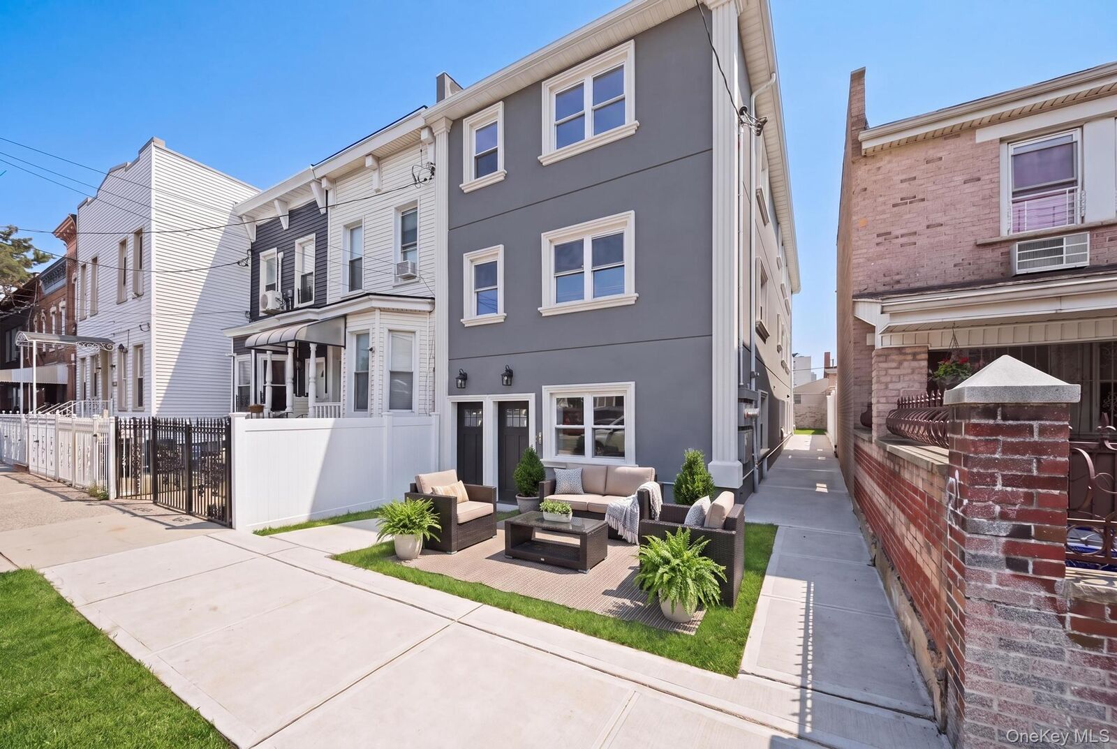 Property Photo:  207 Hale Avenue  NY 11208 