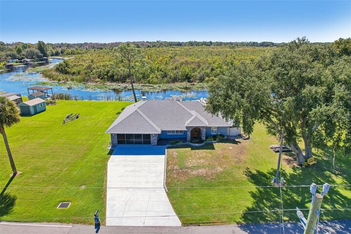 Property Photo: 28116 Lois Drive FL 32778