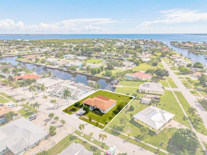 Property Photo: 155 Morgan Lane SE FL 33952