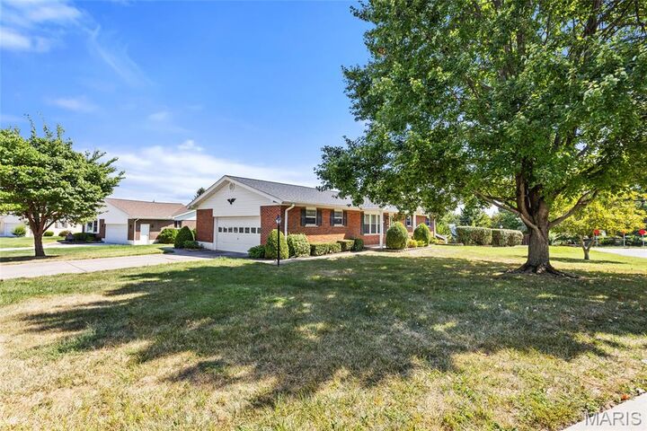 Property Photo: 732 Fir Drive MO 63301