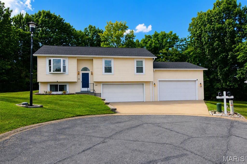 Property Photo: 1400 Dutch Mill Drive MO 63010