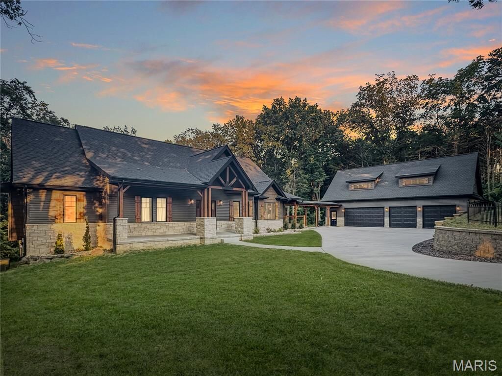Property Photo:  692 Iron Horse Trail  MO 63055 