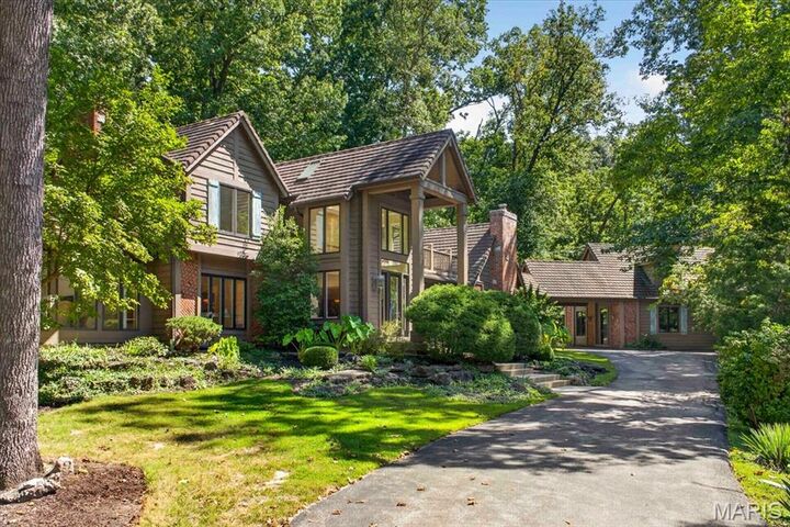 Property Photo:  16463 Dapple Gray Court  MO 63005 