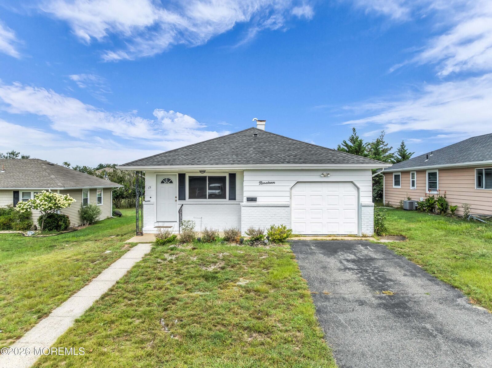 Property Photo:  19 Saint David Drive  NJ 08757 