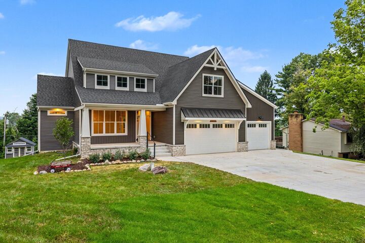Property Photo:  1752 Milford Heights Drive  MI 48381 