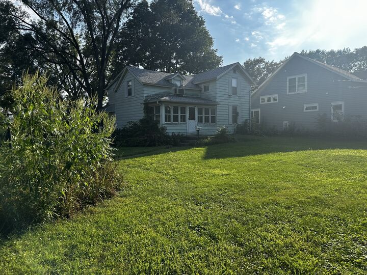 Property Photo:  428 Chalmers Street  IL 60134 