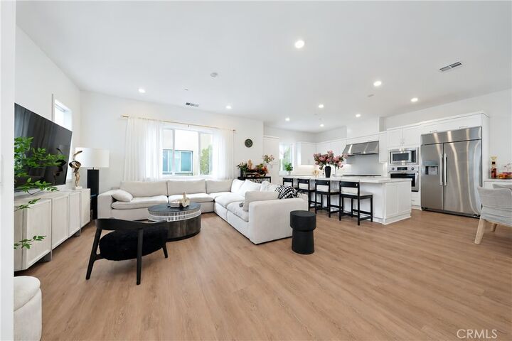 Property Photo:  107 Sawbuck  CA 92618 