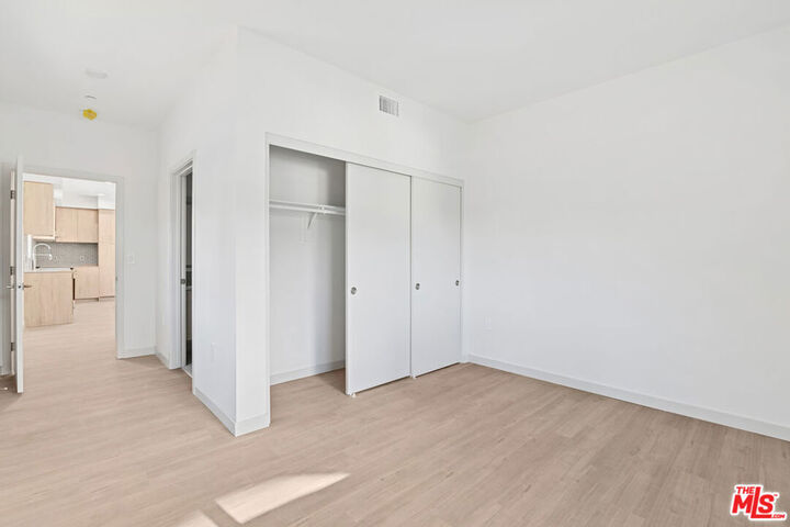 Property Photo:  2523 S Orange Drive  CA 90016 