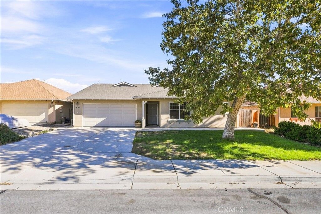 Property Photo:  655 Armand Avenue  CA 93451 
