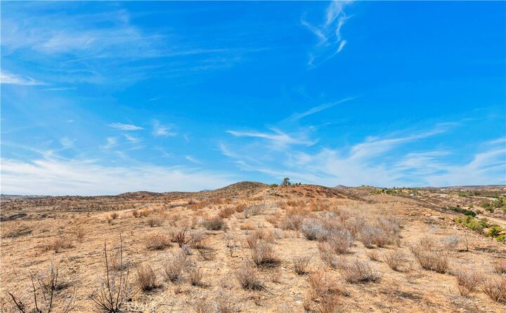 Property Photo: 0 Silver Springs CA 92544