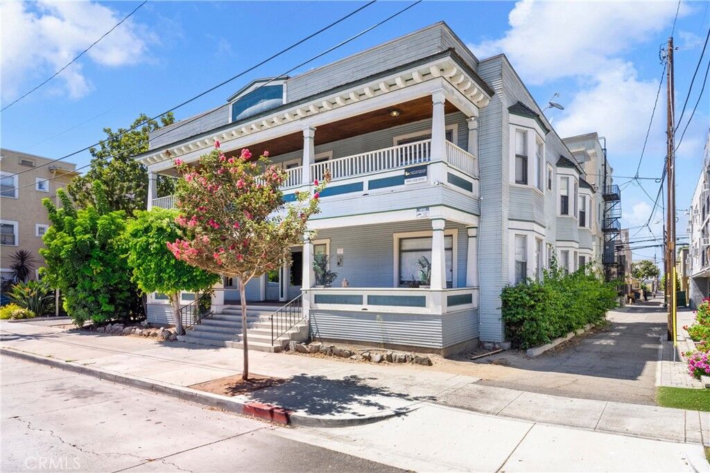Property Photo:  419 Cedar  CA 90802 