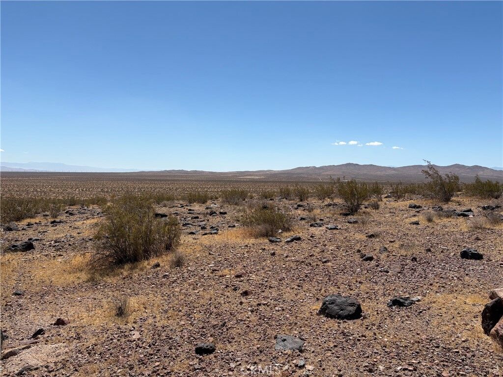 Property Photo: 0 Em4800 CA 92301