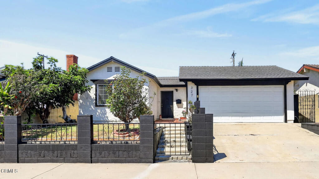 Property Photo:  327 W 230th Street  CA 90745 