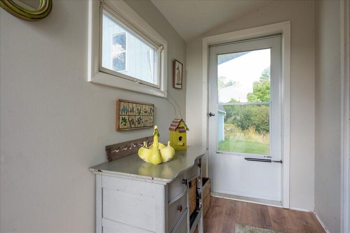 Property Photo:  9 North Street  ME 04861 