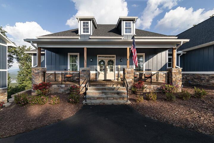 Property Photo:  609 Winding Ridge  GA 30512 