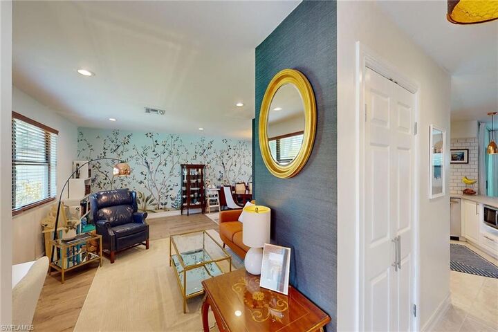 Property Photo: 4517 Parrot Ave FL 34104