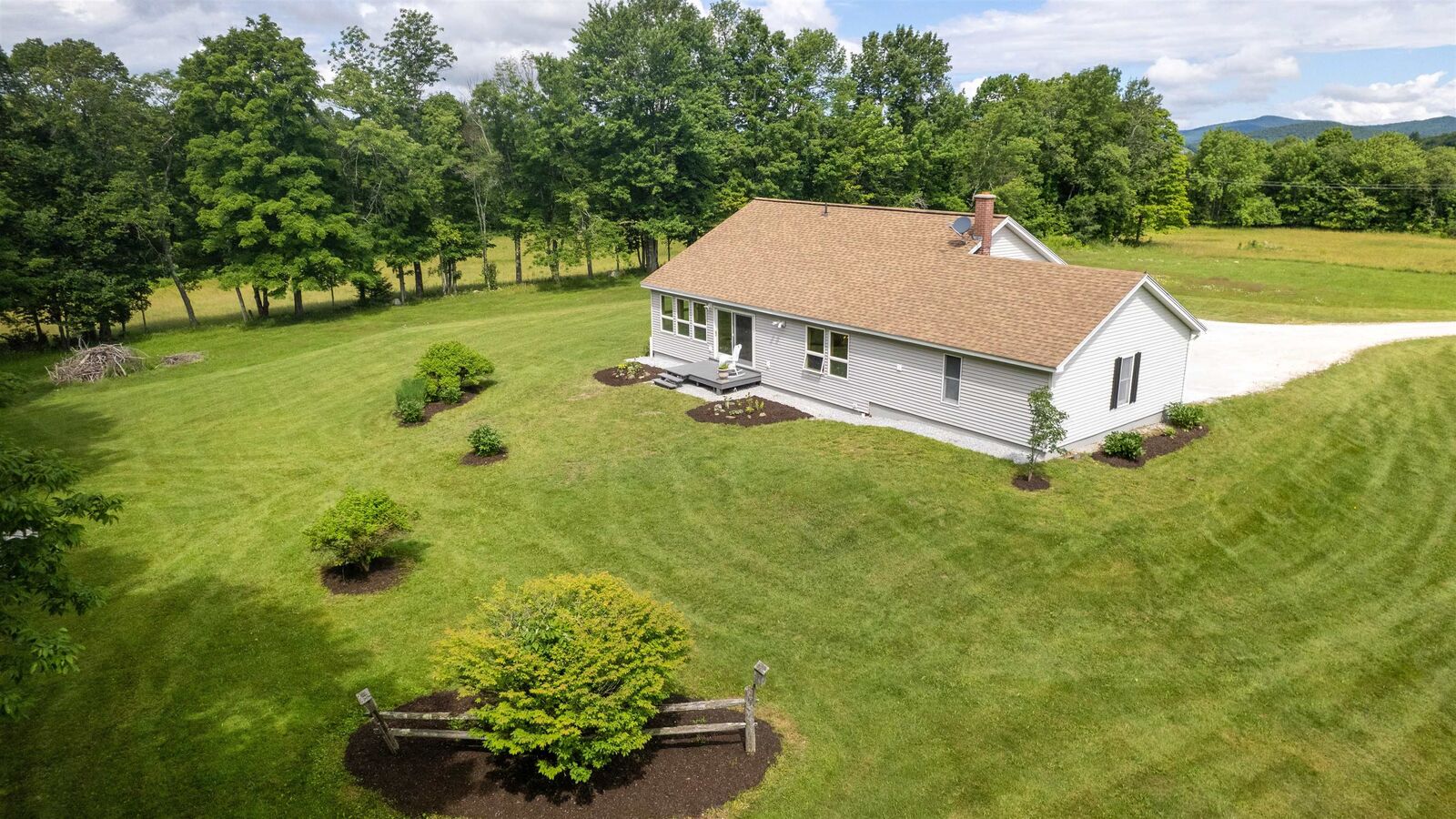Property Photo:  929 Packer Road  VT 05758 