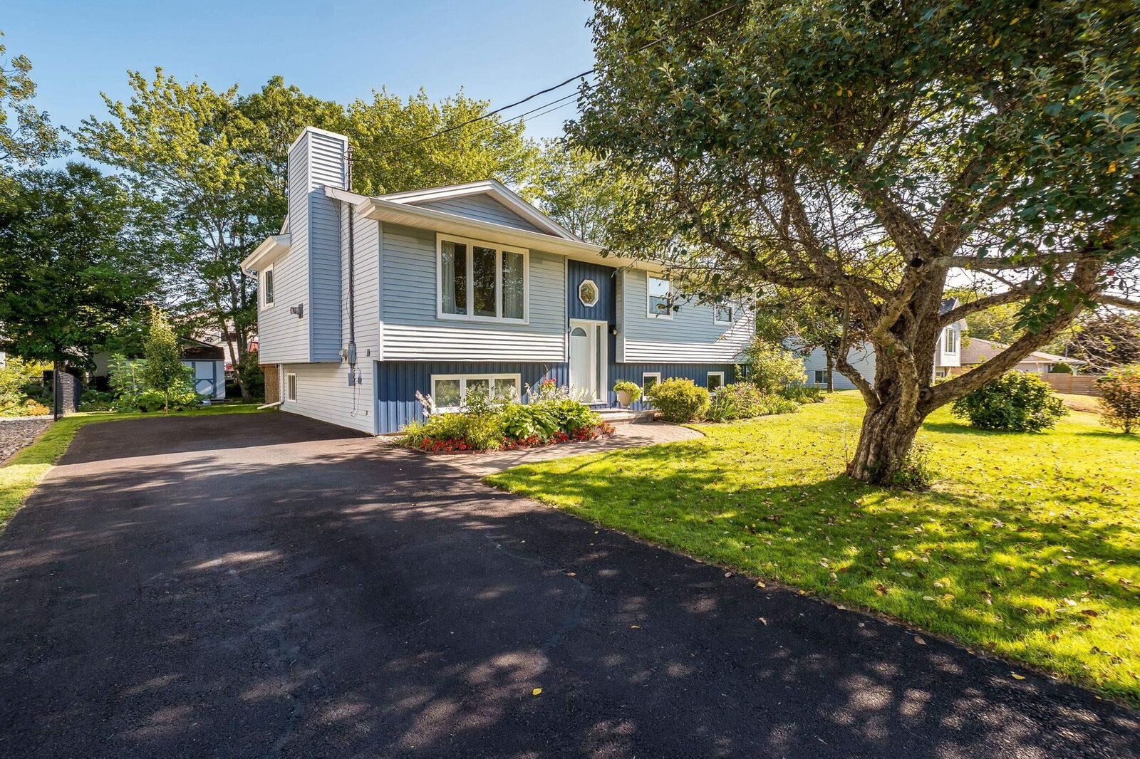 Property Photo:  9 Meadowdale Crescent  NS B3T 1J5 