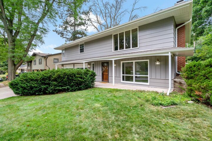 Property Photo: 5921 Wisconsin Circle N MN 55428