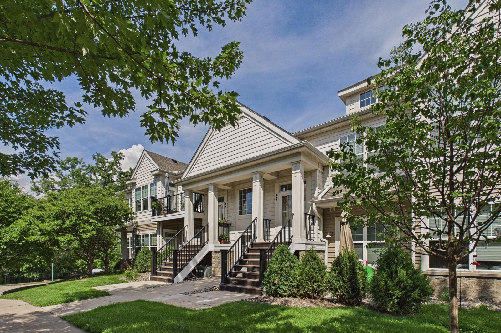 Property Photo:  625 Wesley Commons Drive 47  MN 55427 
