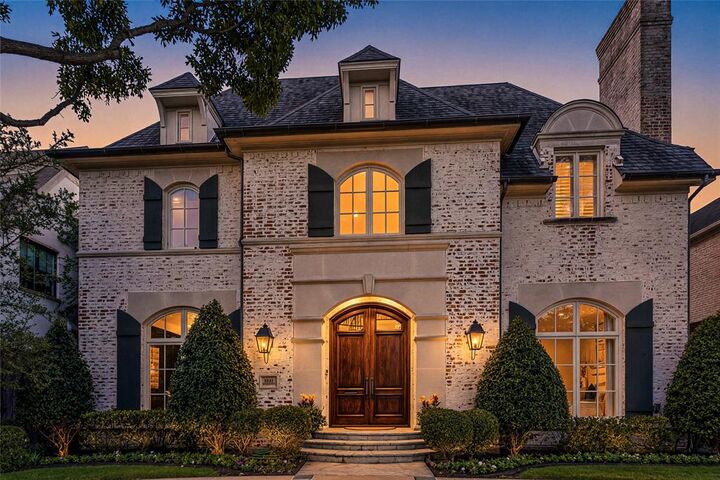 Property Photo: 4041 Bryn Mawr Drive TX 75225