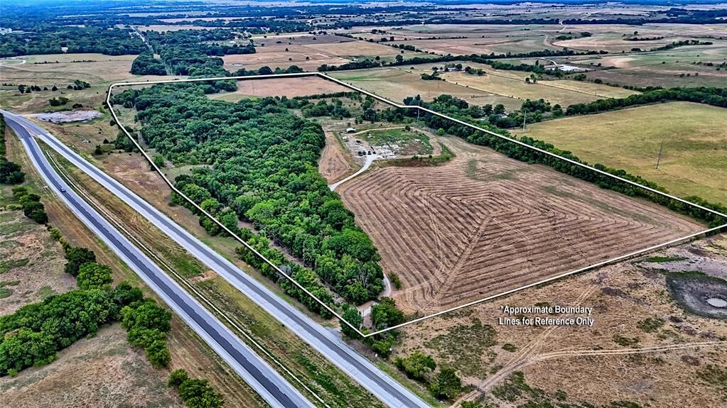 Property Photo:  Tbd US-82  TX 76265 