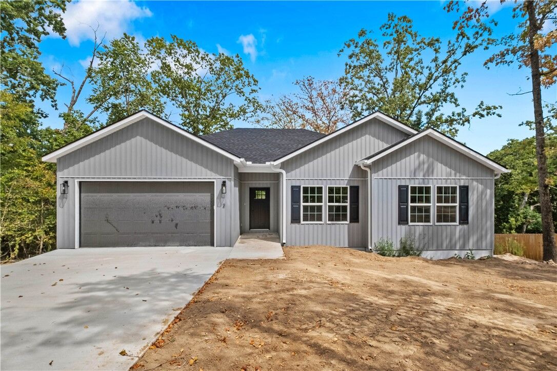 Property Photo:  2 Eriboll Circle  AR 72715 